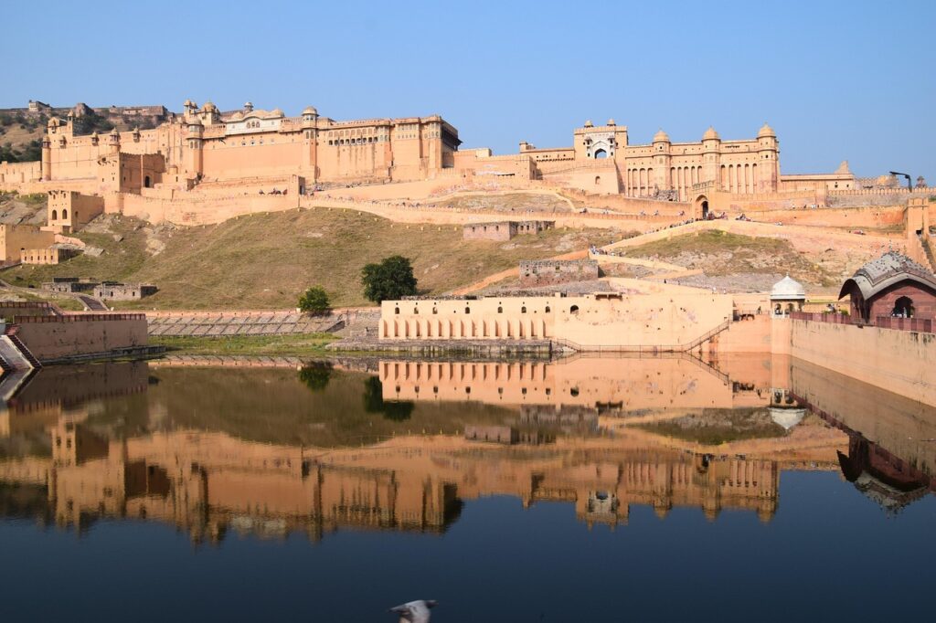 Jaipur in 48 Hours: Where to Eat, Sip & Shop Like a Local 3 amber fort 5227035 1280