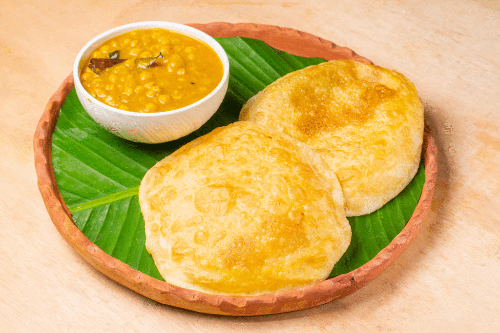 5 Soul-Satisfying Bengali Breakfasts in Kolkata You’ll Crave Again 2 Breakfasts in Kolkata
