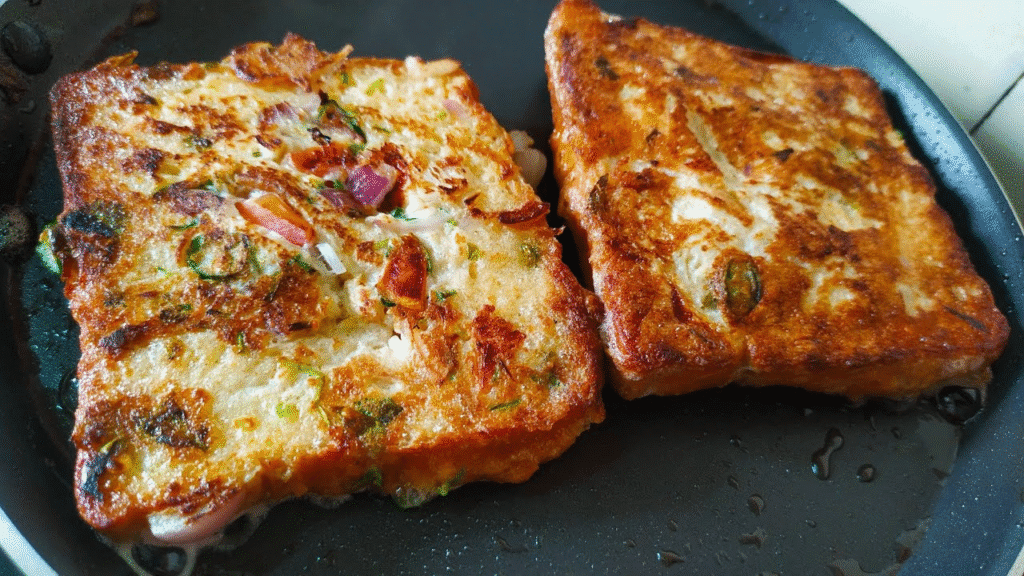 5 Soul-Satisfying Bengali Breakfasts in Kolkata You’ll Crave Again 4 Bengali Breakfast