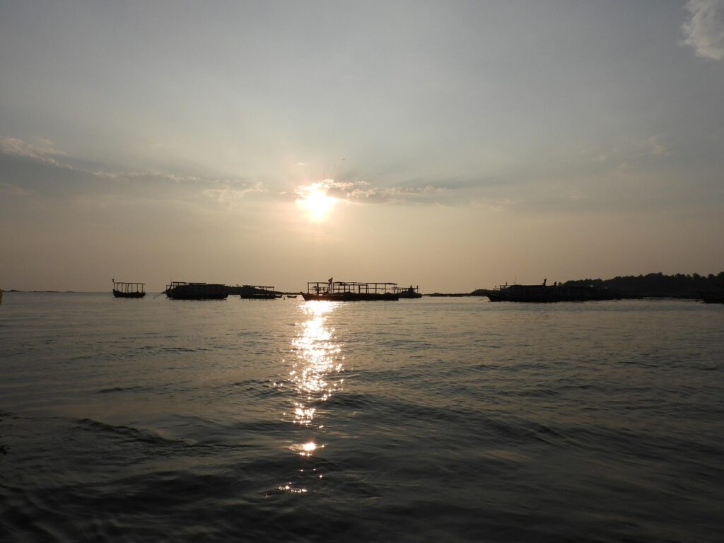 Top 10 Beaches in India You Must Visit 8 Tarkarli Beach, Maharashtra